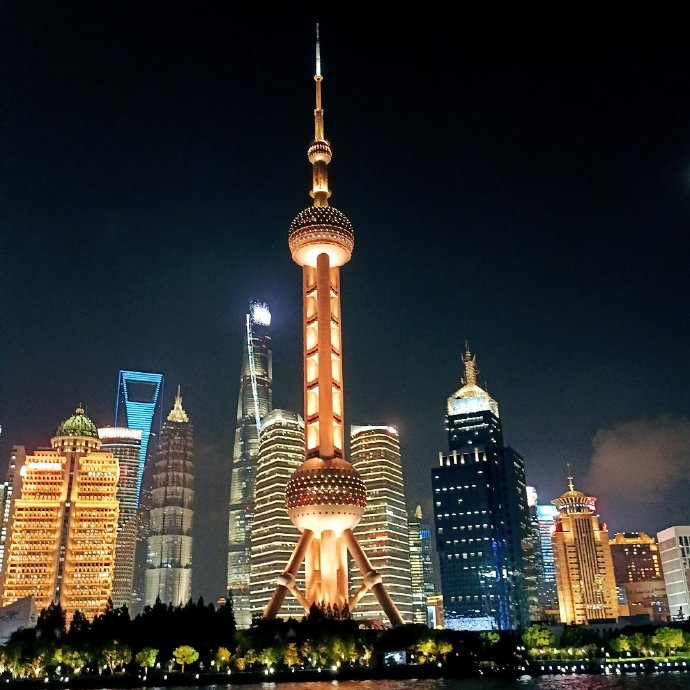 上海，梦想舞台，自信之源